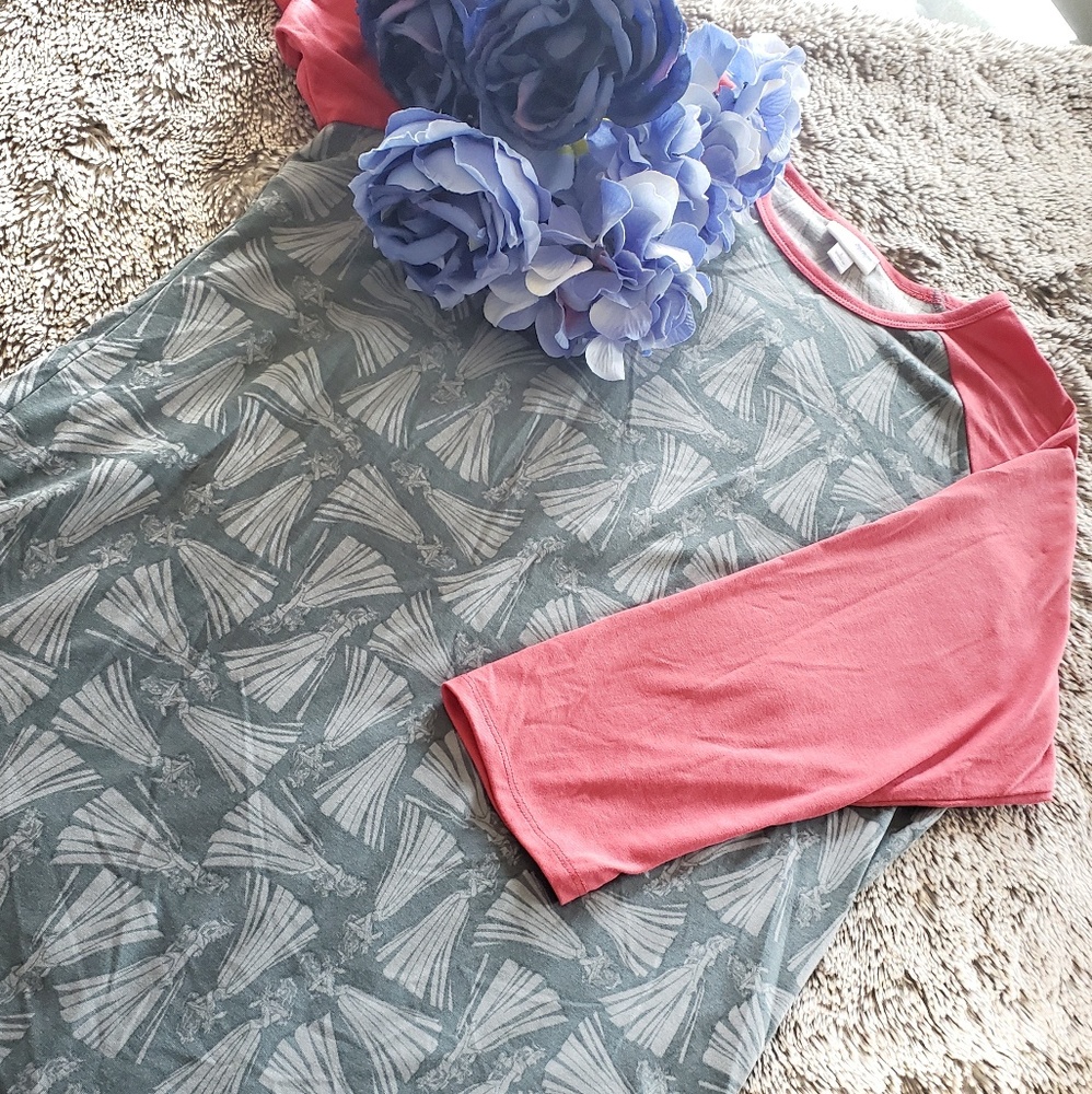 Lularoe Sleeping Beauty shirt